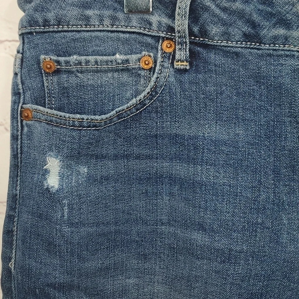 Lucky Brand Lolita Crop Medium Wash Raw Hem Women's Size 12 - Picture 4 of 16